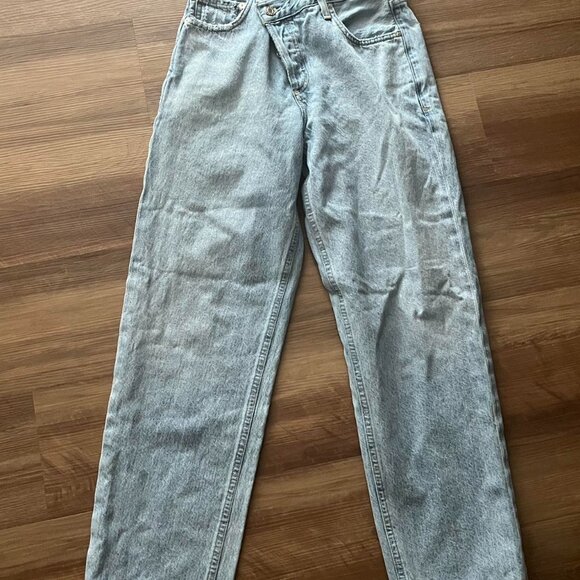 Women's Blue Jeans - Picture 1 of 5